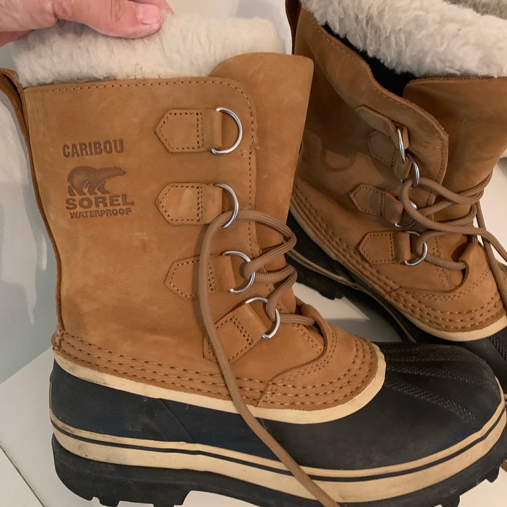 Sorel Boots - barely used!
